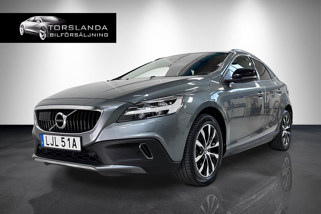 Volvo V40 Cross Country D3 150hk Auto PRO Edition Skinn GPS