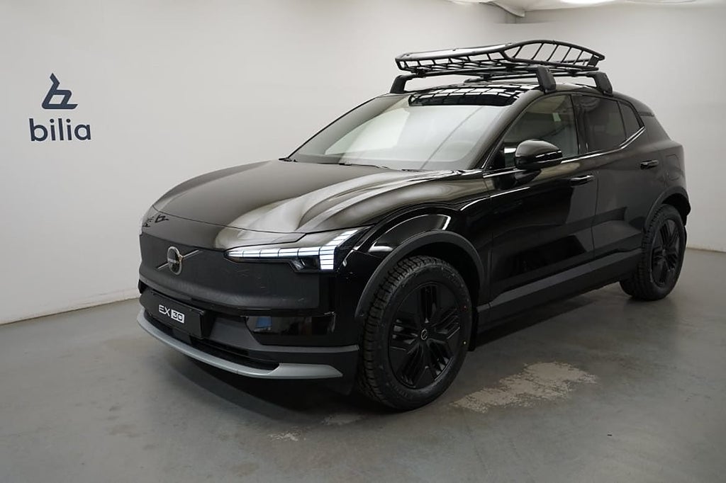 Volvo EX30 Cross Country Twin Motor Performance M Perform Ultra