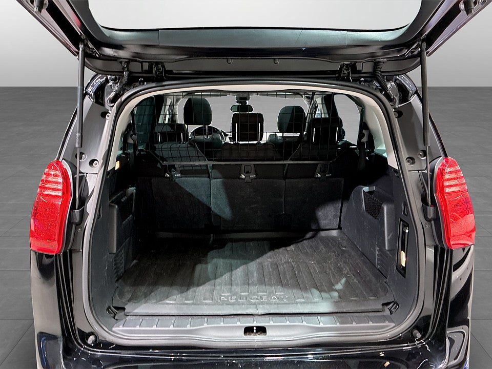 Bild på Peugeot 5008 Allure 2.0 HDI 163hk Aut DRAG PANO HUD