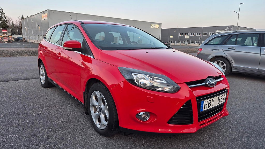 Ford Focus Kombi 1.0 EcoBoost EU5 Ny kamrem/service Nybes 