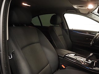 Sedan BMW 520d 17 av 22