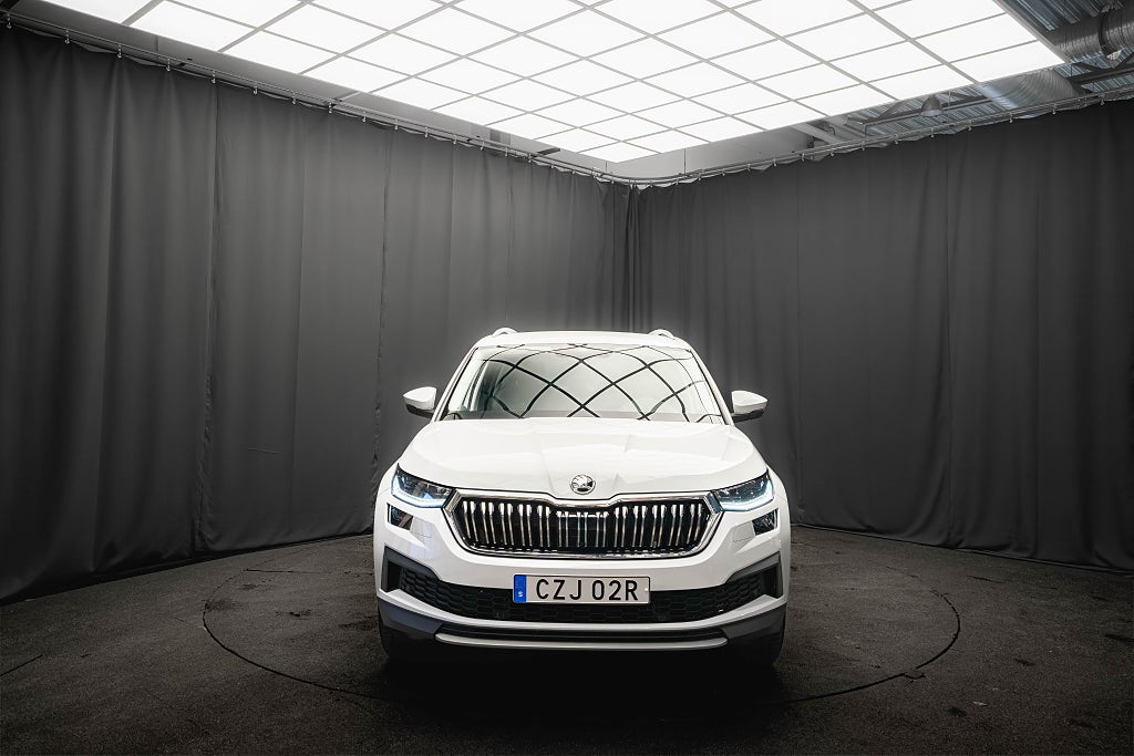 Skoda Kodiaq TDI 4x4 STYLE LÄDER D-VÄRMARE DRAG COCKPIT KAMERA