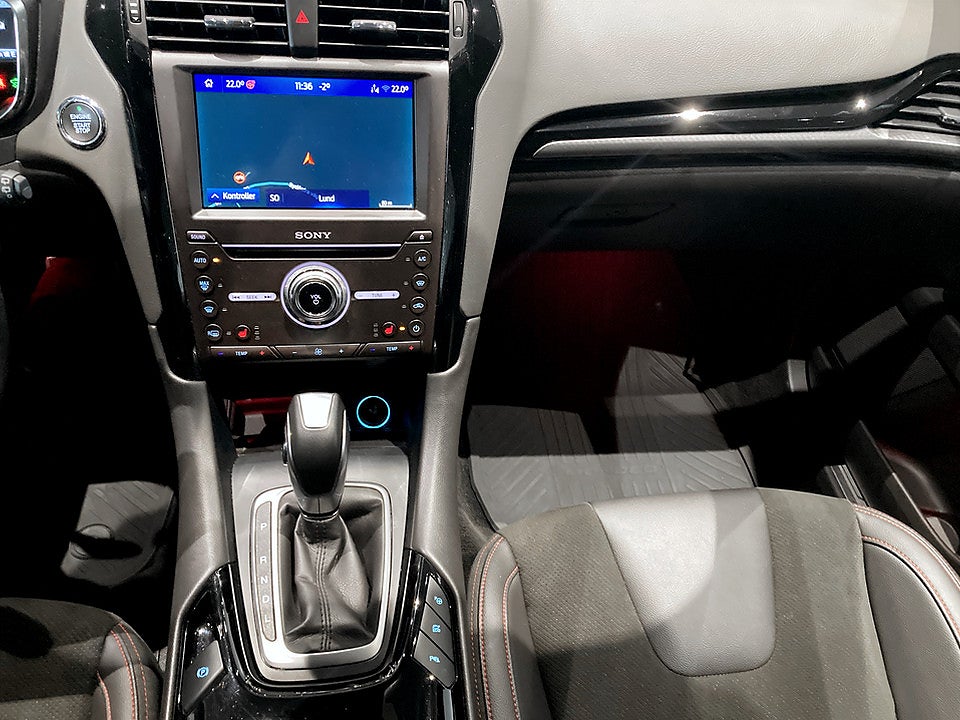 Bild på Ford Mondeo ST-Line Hybrid 187hk Aut DRAG B-KAMERA ELSTOL