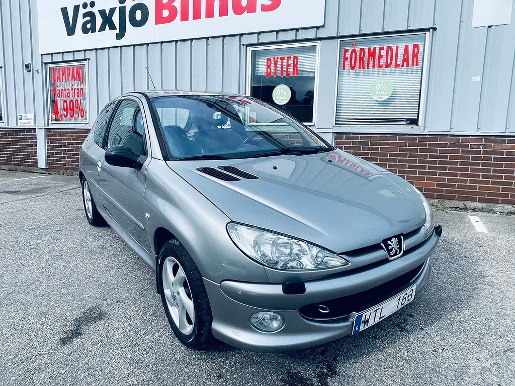 Renault Clio 5-dörrars Halvkombi 1.2 Euro 4