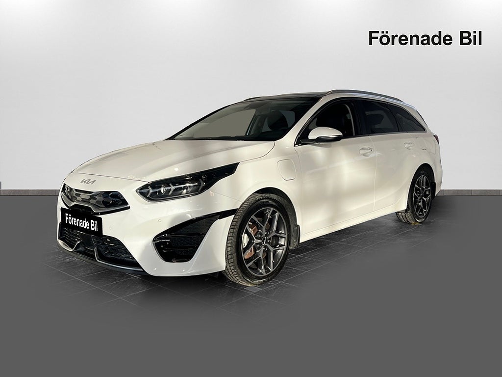 Kia Ceed SW PLUG-IN HYBRID DCT ADVANCE PLUS 141HK / DRAG