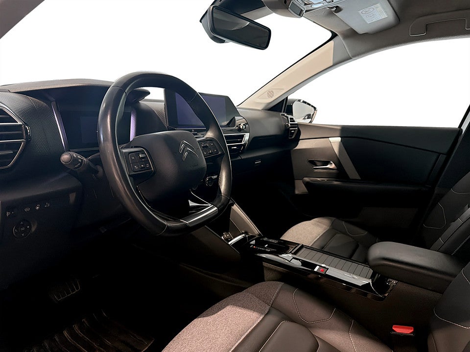 Bild på Citroën C4-X Shine 1.2 PT 130hk Aut B-KAMERA NAVI