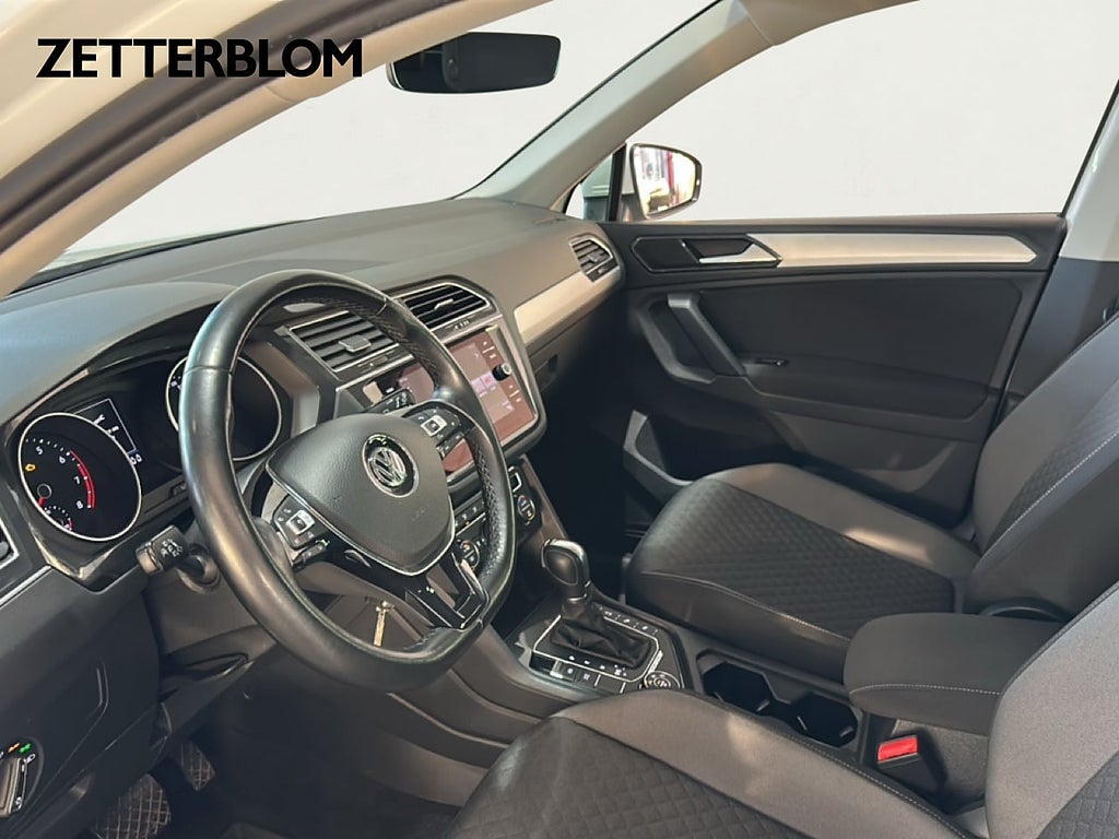 SUV Volkswagen Tiguan 8 av 20