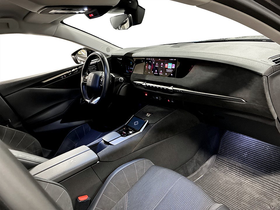 Bild på DS 4 E-Tense P.Line+ PHEV 225hk Aut B-KAMERA CARPLAY