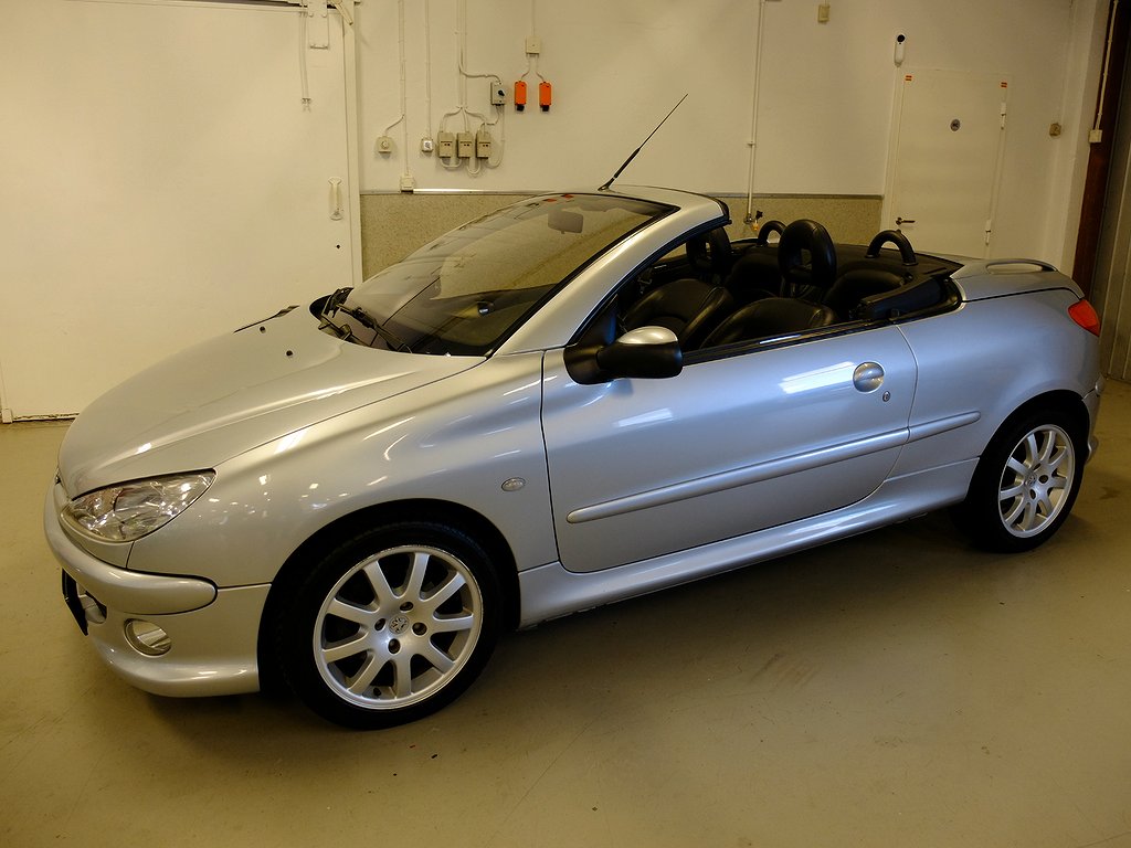 Peugeot 206 CC 2.0 Cab Mycket fin 1 Äg sedan 2007 Ny Kamrem