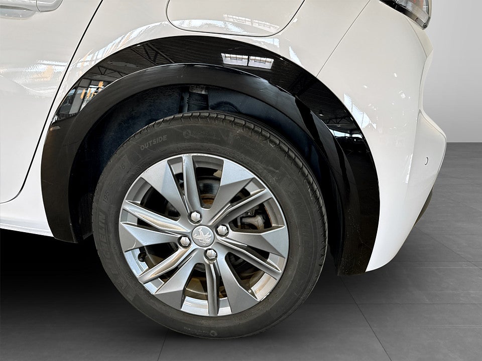 Bild på Peugeot E-208 Active 50kWh 136hk Aut BACKSENSORER KEYLESS
