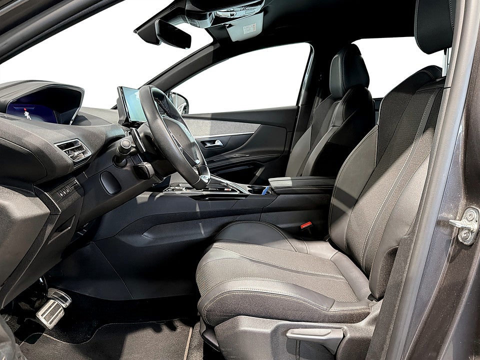 Bild på Peugeot 5008 GT 1.2 PT 130hk Aut KAMPANJ BRÄNSLE INGÅR