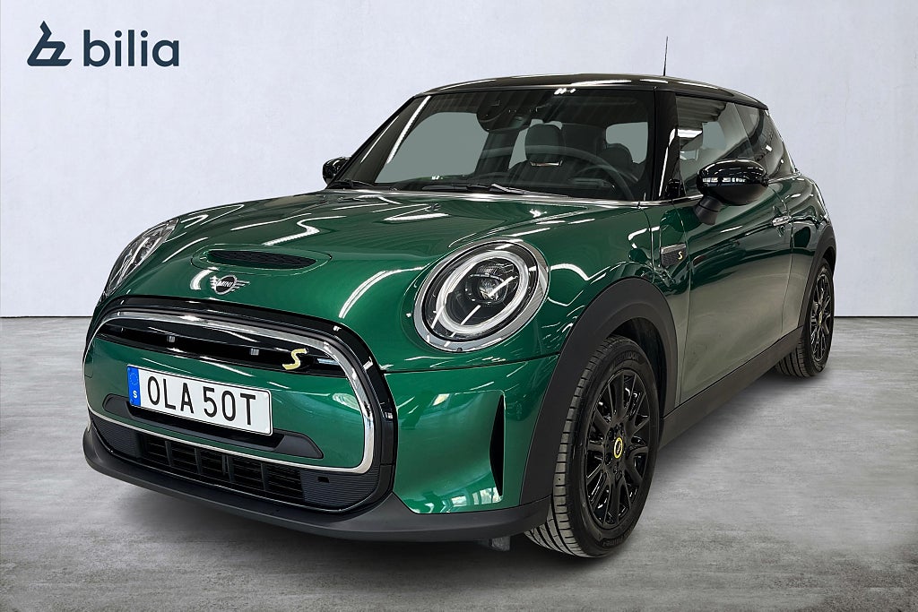 MINI Cooper ELECTRIC / ESSENTIAL / VÄRMARE / APPLE CARPLAY / NAV