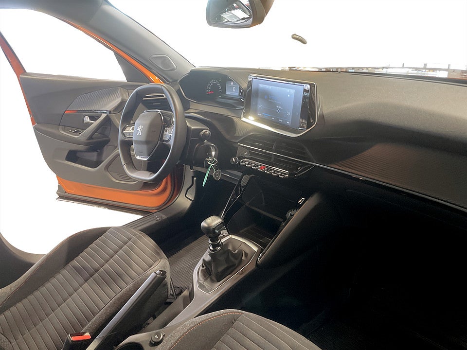 Bild på Peugeot 2008 Active 1.2 PT 100hk KAMPANJRÄNTA 3,99%