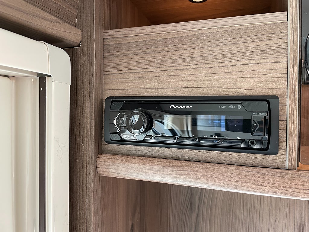 Kabe Ametist 560 XL KS /ALDE/Ugn/Micro/4 bäddar/2995kr/mån - Kabe