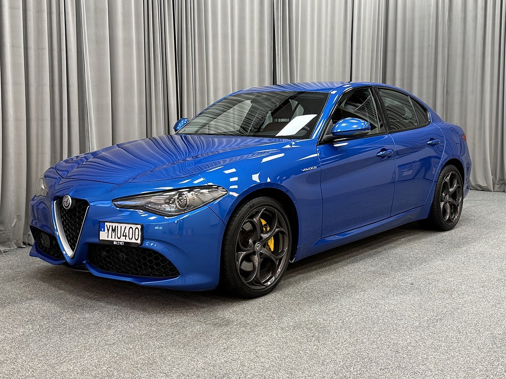Alfa Romeo Giulia 2.0 Turbo 16V 280HK Veloce Q4 Aut Motorv/Navi/H&K