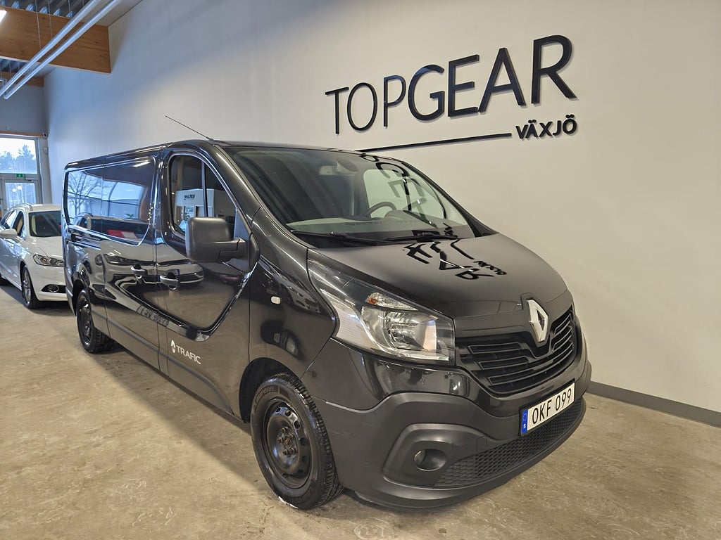 Renault trafic Skåpbil 2.7t 1.6 dCi Euro 6 Dragkock Backkamera 