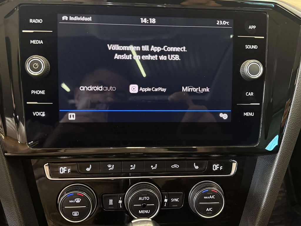 Volkswagen Passat Sportscombi 2.0 TDI R-Line 4Motion GT *12 mån garanti* - miniatyr 22