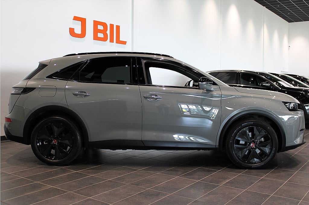 Bild på DS 7 Crossback E-Tense Performance Line+ 300hk Aut AWD - B-KAMERA, ELSTOL