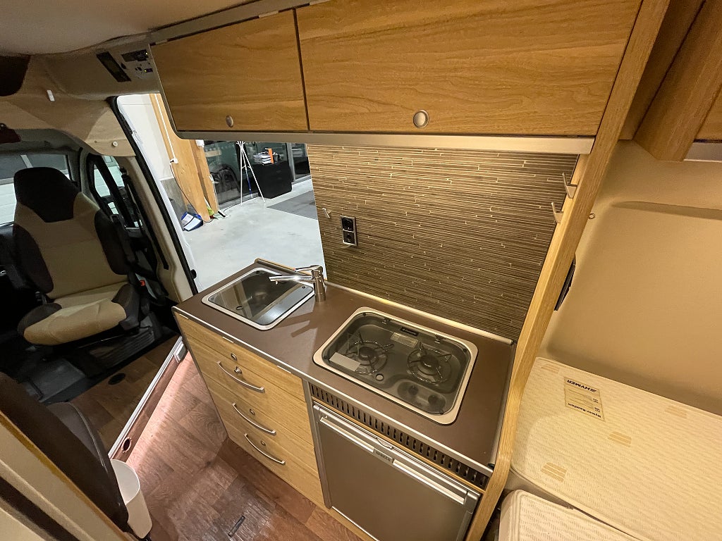 Hymer Grand Canyon / Solcell / B-körkort / Plåtis / Markis - Hymer