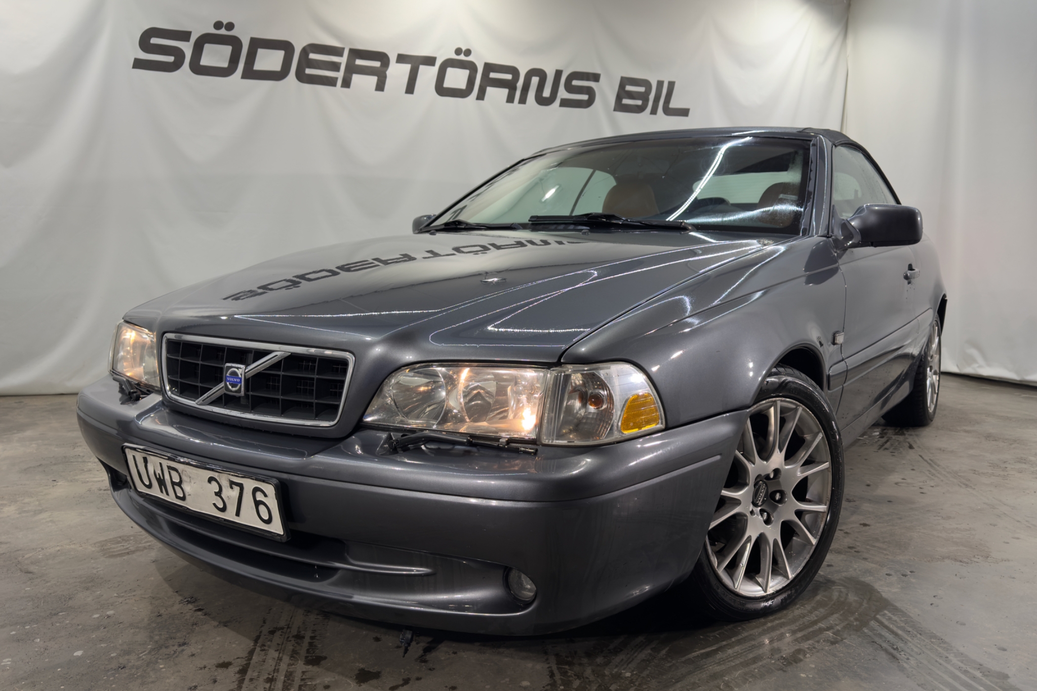 Volvo C70 2004, kuva 2/29