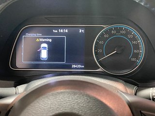 Halvkombi Nissan Leaf 17 av 23