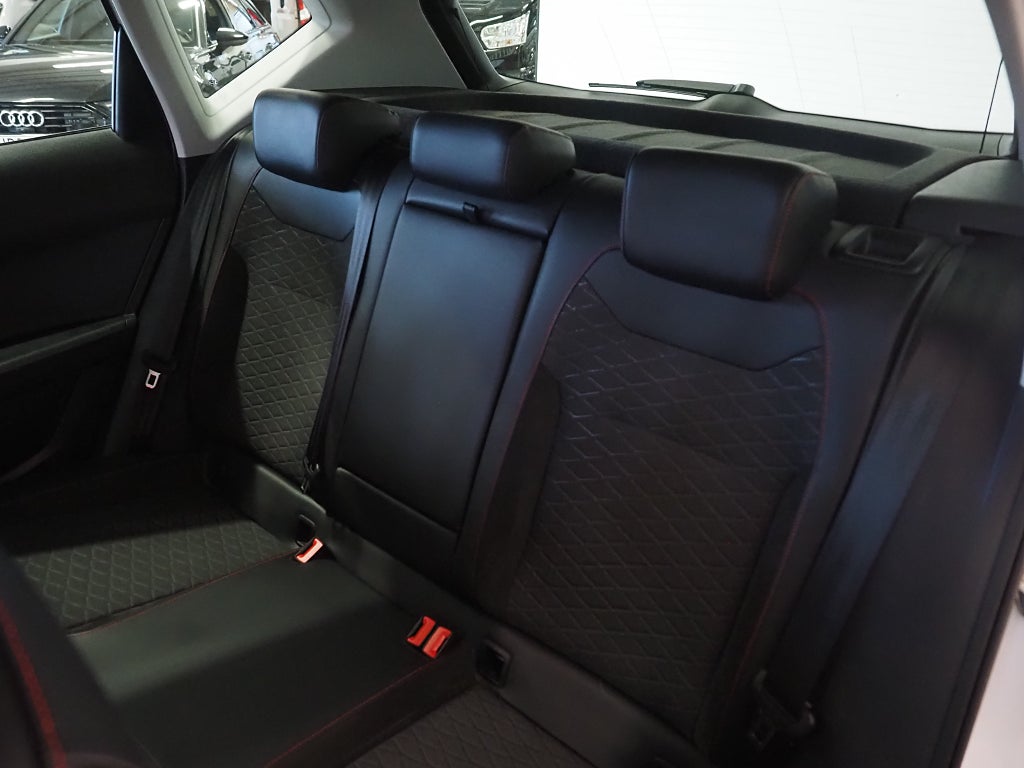 Seat Ateca 2.0 TDI 4Drive 150hk FR Cockpit Drag Navi D-Värm Kamera 2021