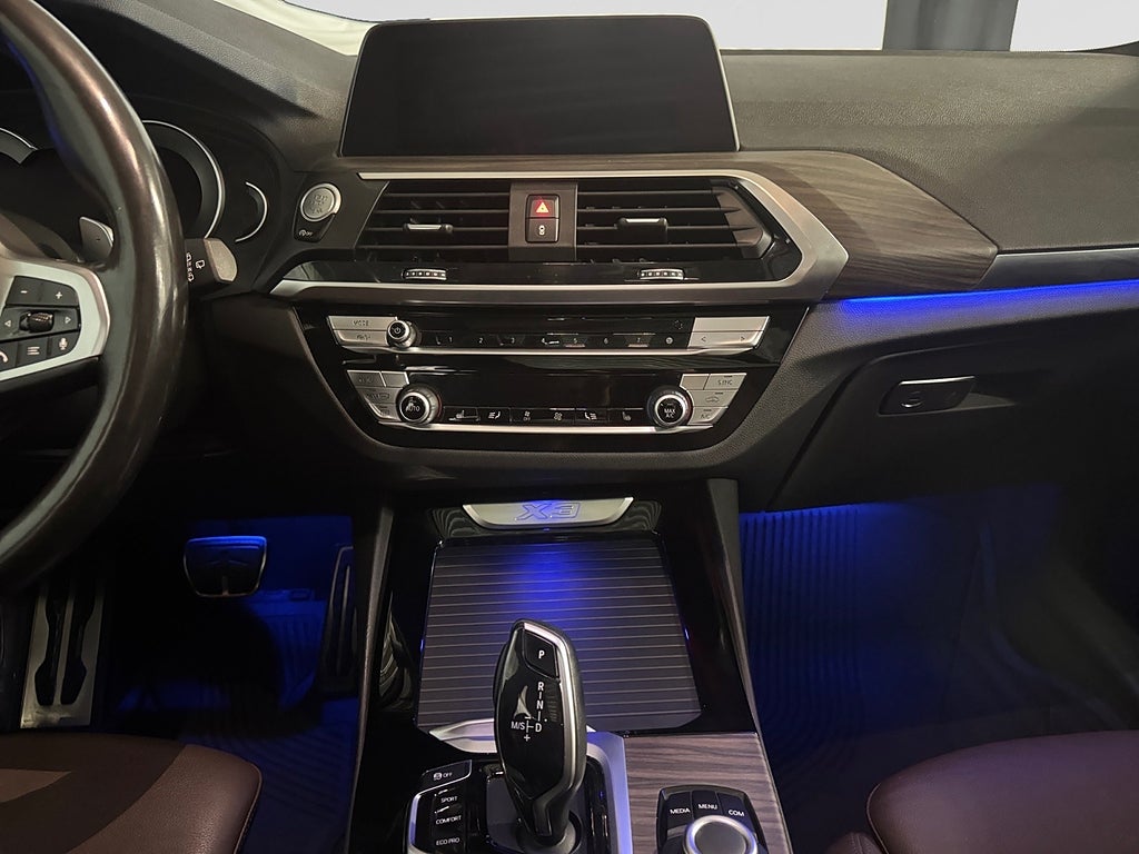 BMW X3 xDrive20d Aut M Sport Dragkrok Adaptiv fart Pano Kamera bild 14