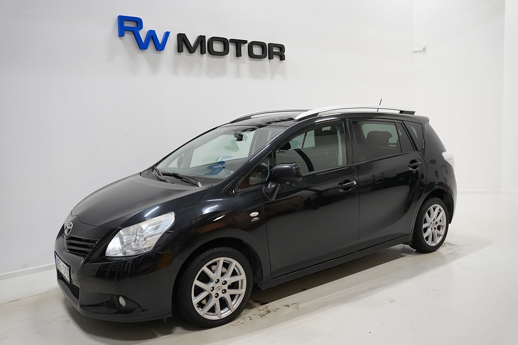 Toyota Verso 2.2 D-4D 150hk 7-sits Dragkrok B-kamera Navi BT