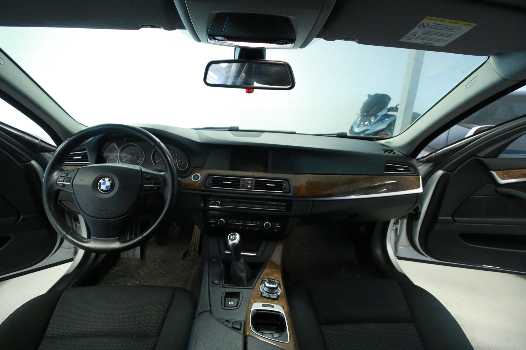 BMW 523 i Sedan 204hk Sedan 2010, bild 7/37