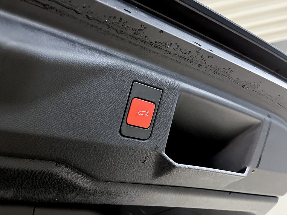 Bild på Peugeot 5008 GT Hybrid 145hk Aut 7-SITS B-KAMERA CARPLAY