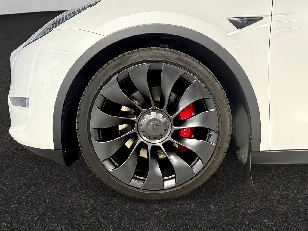 Tesla Model Y Performance 534 hk Adaptiv Farth 21" Panorama Helskinn bild 17