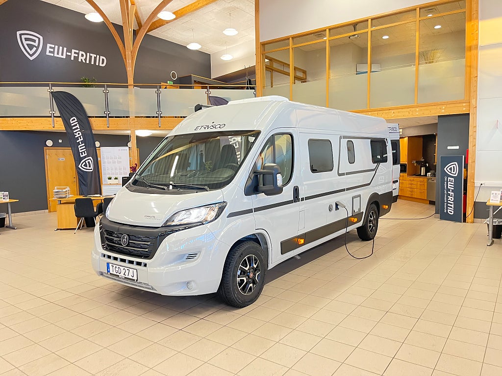 Etrusco COMPLETE SELECTION 640 SB (TRUMA+3 500 kg+Plåtis+Långbäddar)