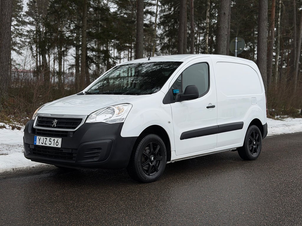 Peugeot Partner 1.6 BlueHDi/Moms/Värmare/Nyservad/3-sit