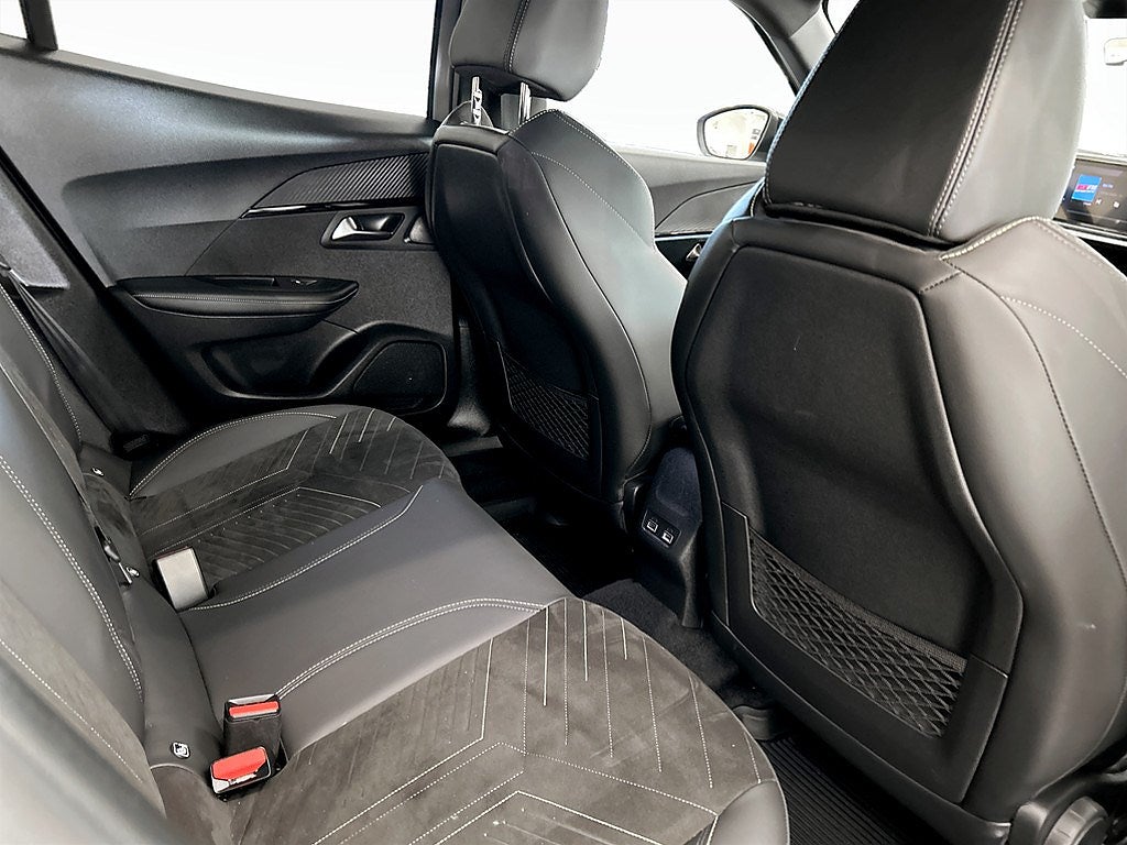 Bild på Peugeot 2008 GT 1.2 PT 130hk Aut - EL-STOL, 360-KAMERA