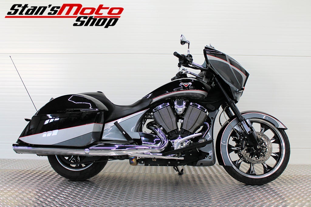 Victory Magnum ABS 