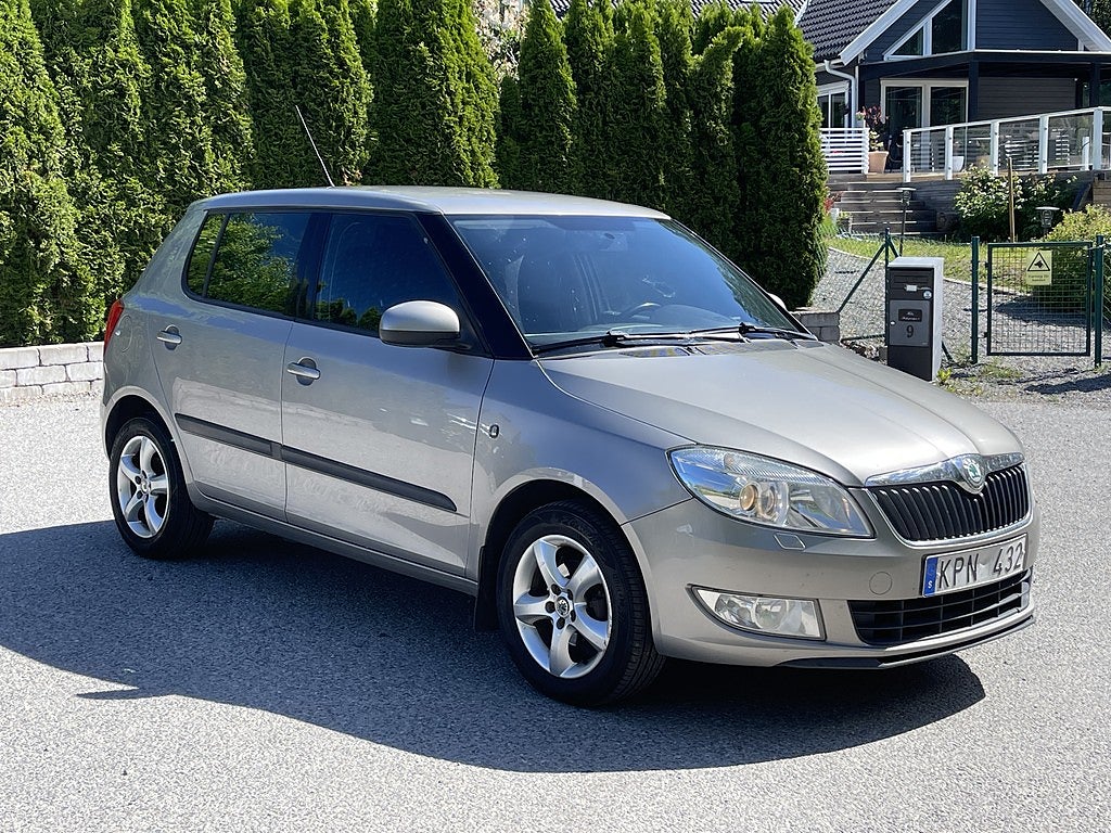 Skoda Fabia 1.6 TDI, Elegance, ny kamrem , 90hk, 2011