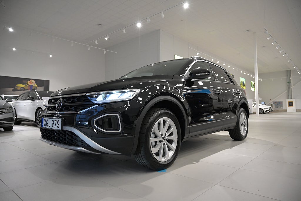 Volkswagen T-Roc 150 hk 1.5 TSI DSG *NOVKAMPANJ* Lagerbil