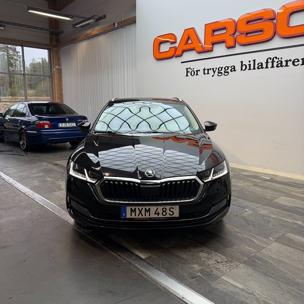 Skoda Octavia Kombi 2.0 TDI SCR Style Navi Backkamera Värmare Drag