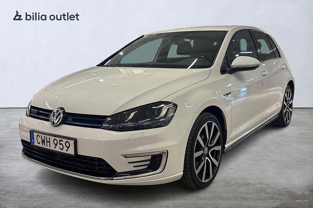 Volkswagen Golf I GTE 1.4 TSI 204hk / Backkamera / Navi / Drag / Skinn