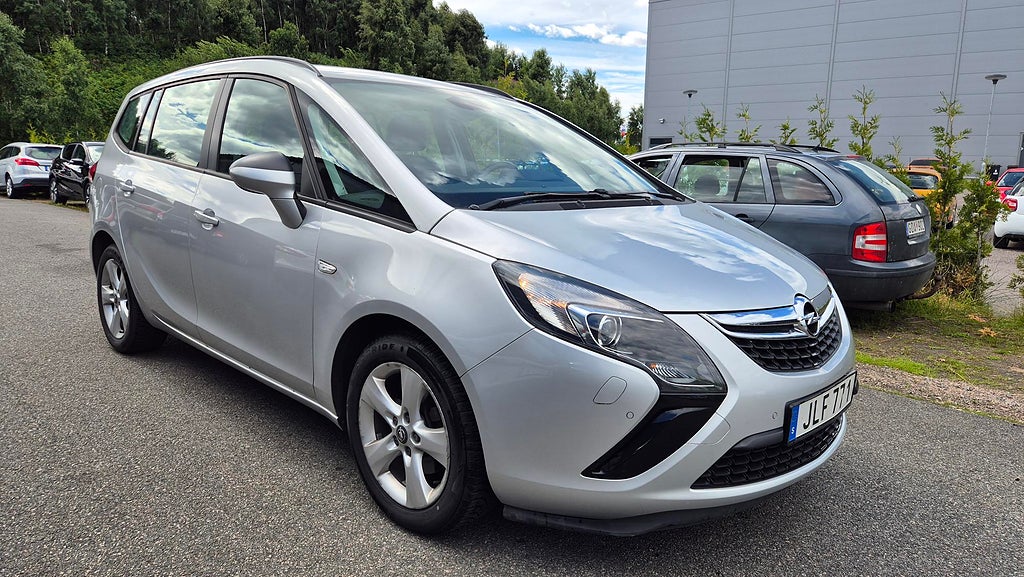 Opel Zafira Tourer 1.4 Turbo Enjoy EU5 Nyservad Nybes 140 hk 7-sits