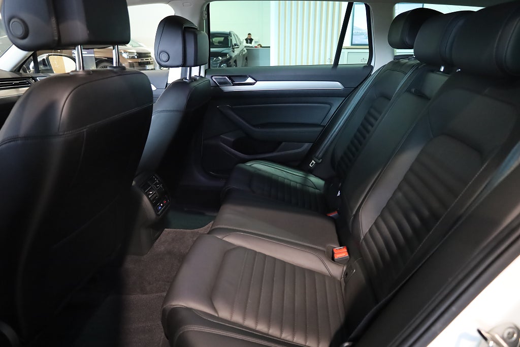 Volkswagen Passat Alltrack 2.0 TDI 240HK 4M Alltrack Cockpit Drag Navi Kamera