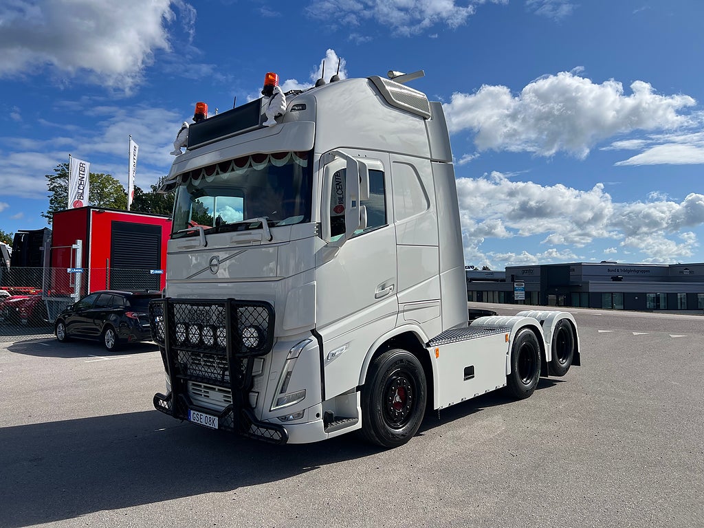 Volvo FH13 500 6x2 Dragbil med Hydraulik, Klädd hytt mm
