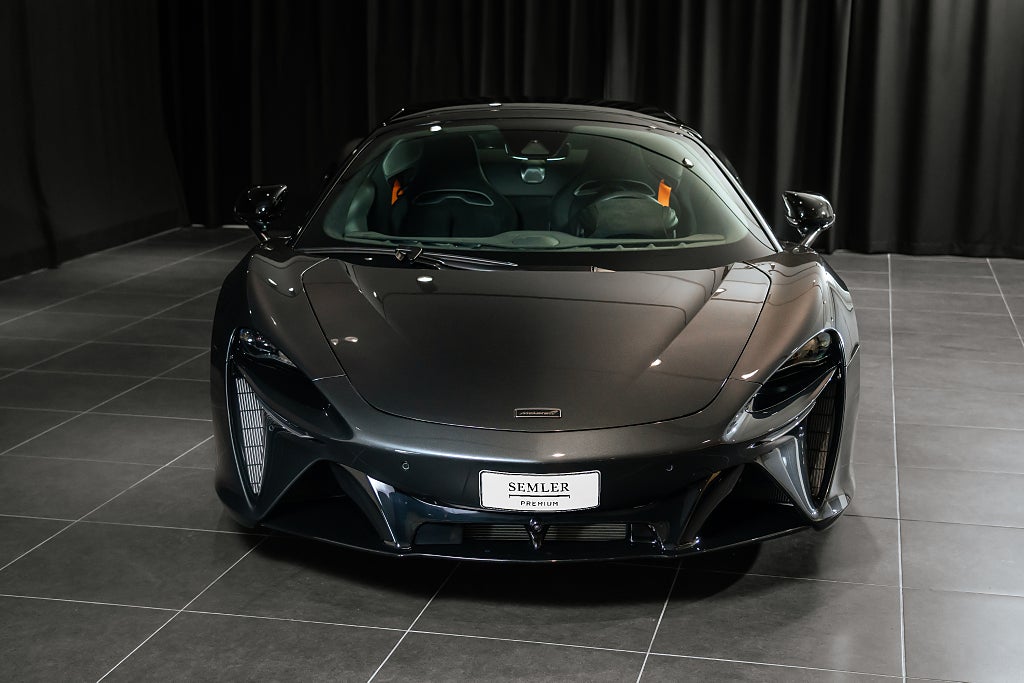 Gallery image 5 of 13