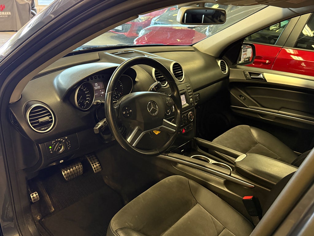 Mercedes-Benz ML 2010 - miniatyr 14