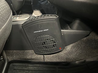 Toyota Yaris 5-dörrar 1.33 Dual VVT-i S&V-hjul Dragkrok Mok-värmare – bild 18