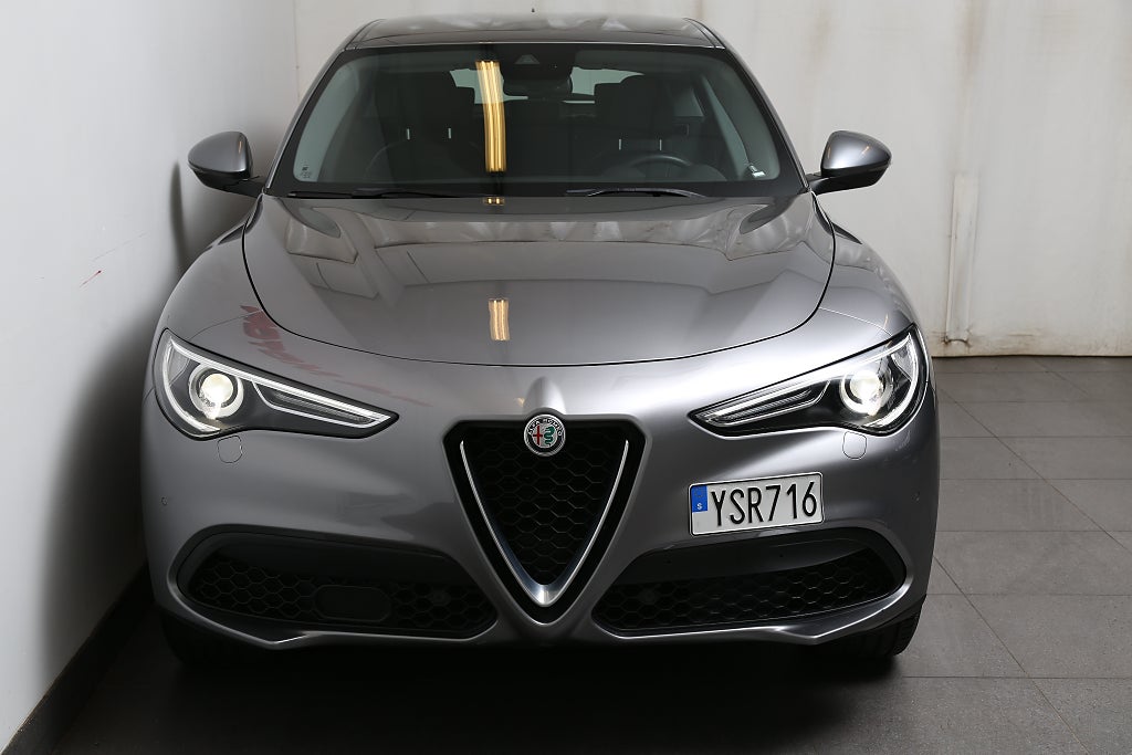 Alfa Romeo Stelvio 2,0 Turbo 16V Q4 200hk AWD Aut 2018