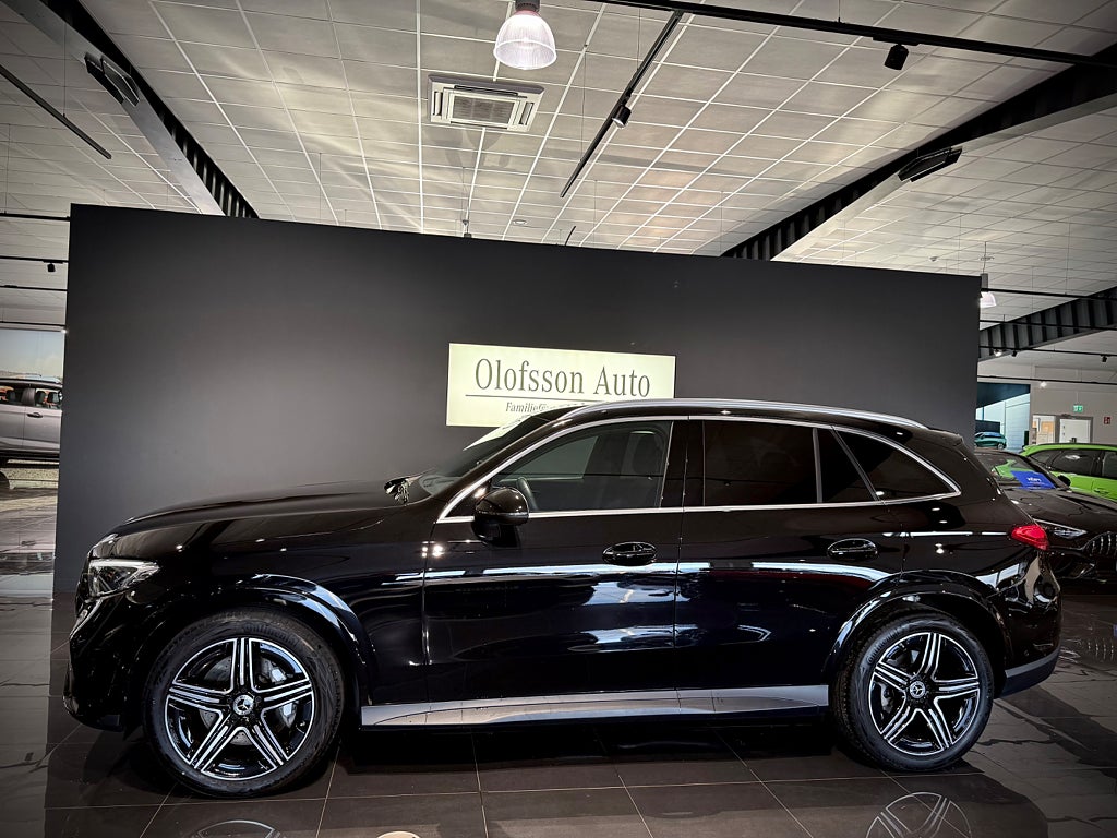 Mercedes-Benz GLC 220 d 4MATIC AMG Värmare 20tum Advance paket - bild 3