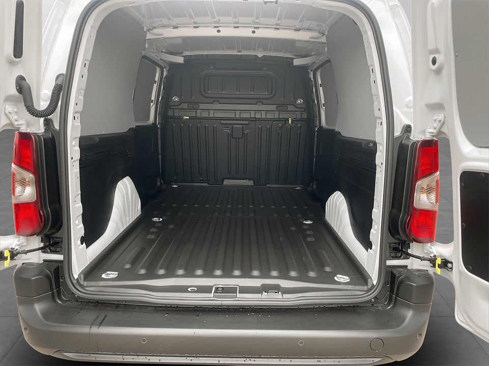 Bild på Opel Combo 130hk Aut L2 - EDITION! Värmare & Dragkrok