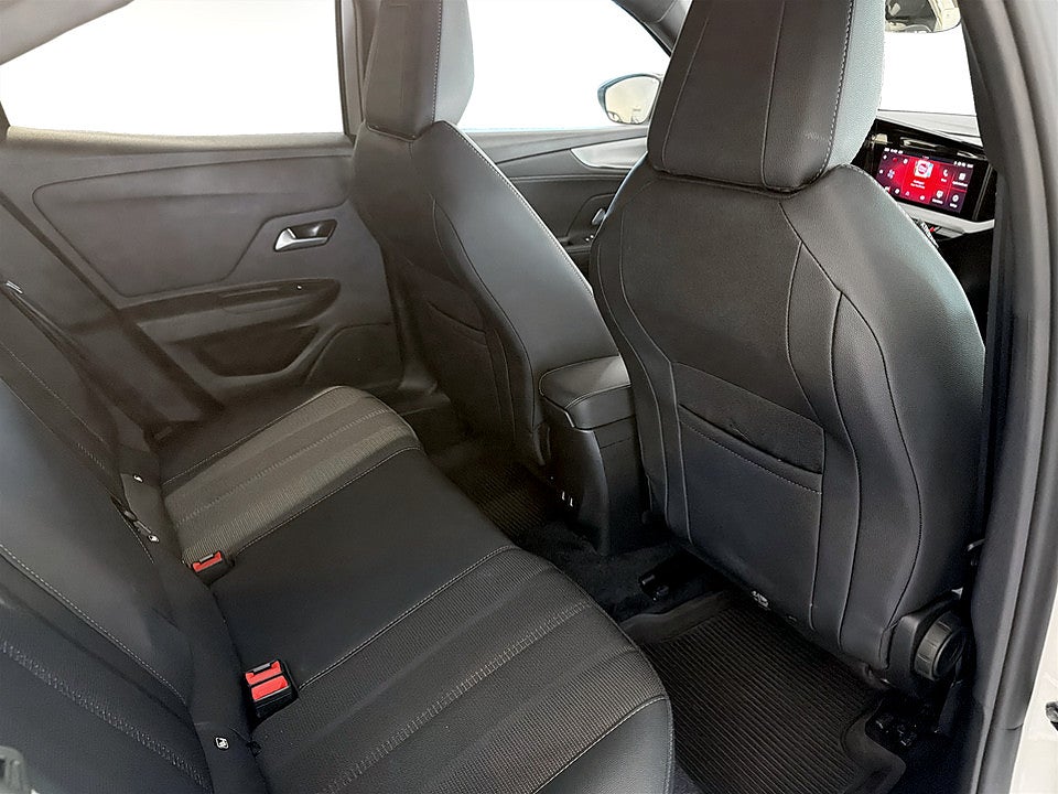 Bild på Opel Mokka GS Hybrid 1.2 Turbo 145hk Aut B-KAMERA CARPLAY