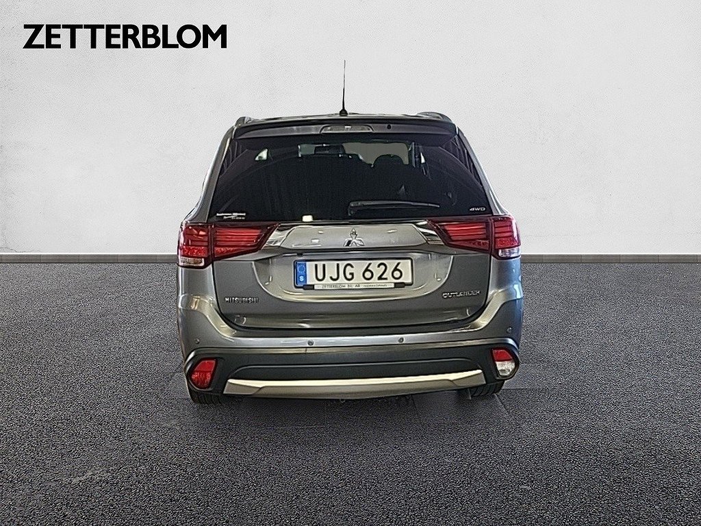 Kombi Mitsubishi Outlander 4 av 13